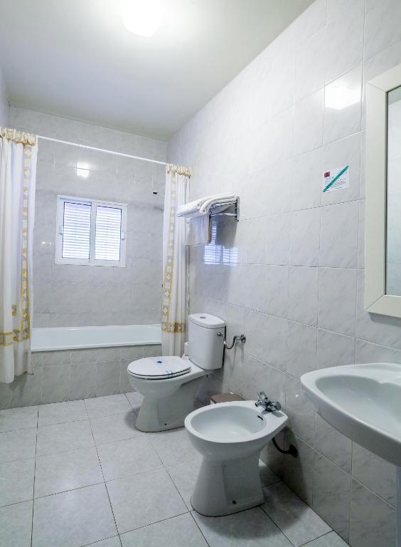 Hostal El Caballo Blanco Осуна Номер фото